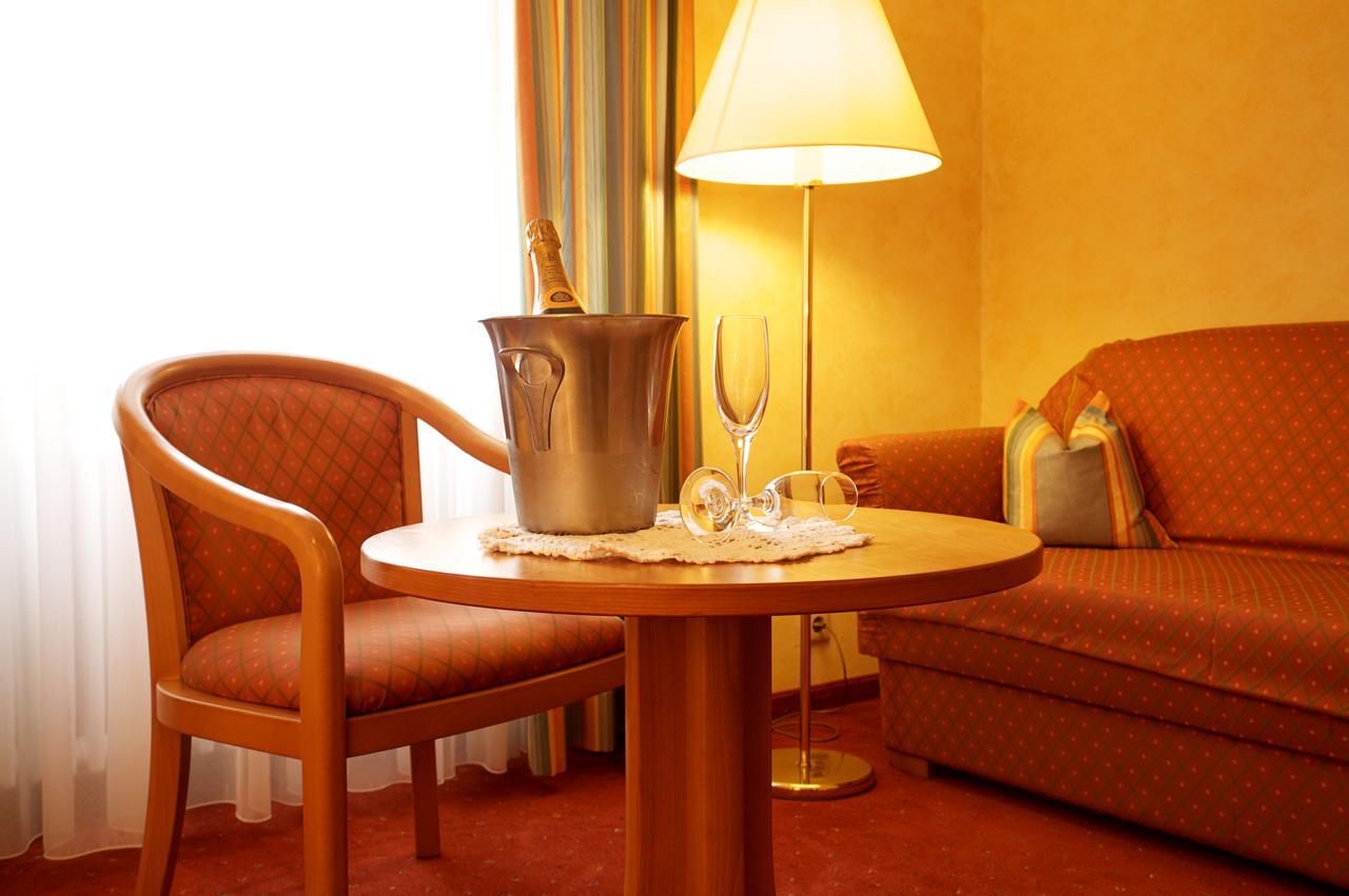 Gasthaus Hotel Kranz Laufenburg Buitenkant foto